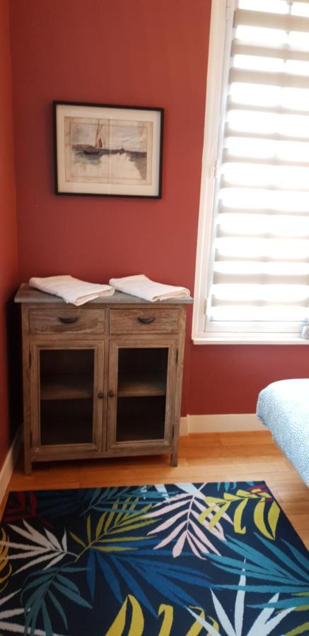 Les Vieux Remparts Apartment แซ็งต์มาโล ภายนอก รูปภาพ